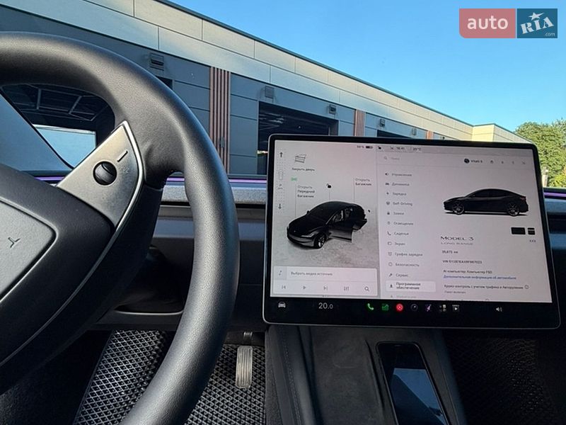 Седан Tesla Model 3 2024 в Черкасах