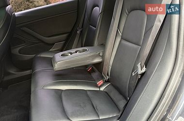 Седан Tesla Model 3 2021 в Луцке