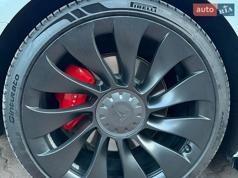 Седан Tesla Model 3 2022 в Львові