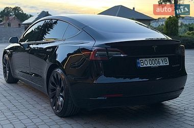 Седан Tesla Model 3 2022 в Тернополе