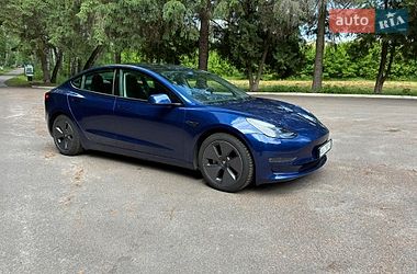 Седан Tesla Model 3 2020 в Киеве