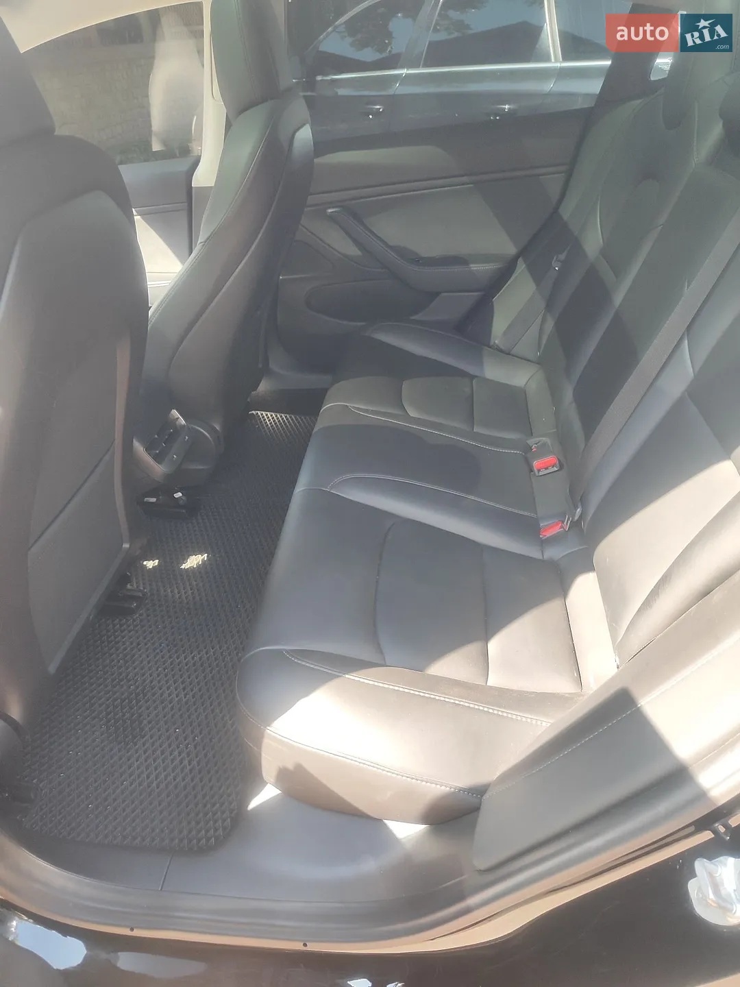 2019 Tesla Model 3 - мініатюра 5