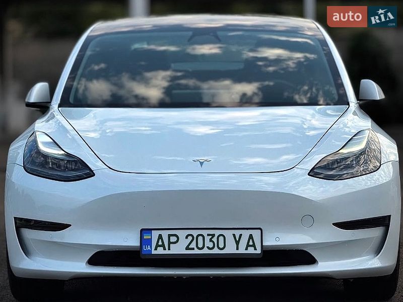 Седан Tesla Model 3 2021 в Запорожье