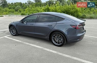 Седан Tesla Model 3 2021 в Ірпені