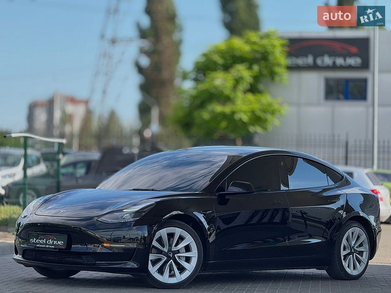 Tesla Model 3 2021