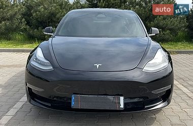 Седан Tesla Model 3 2019 в Одессе