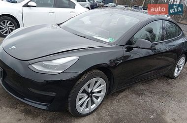 Седан Tesla Model 3 2022 в Львові
