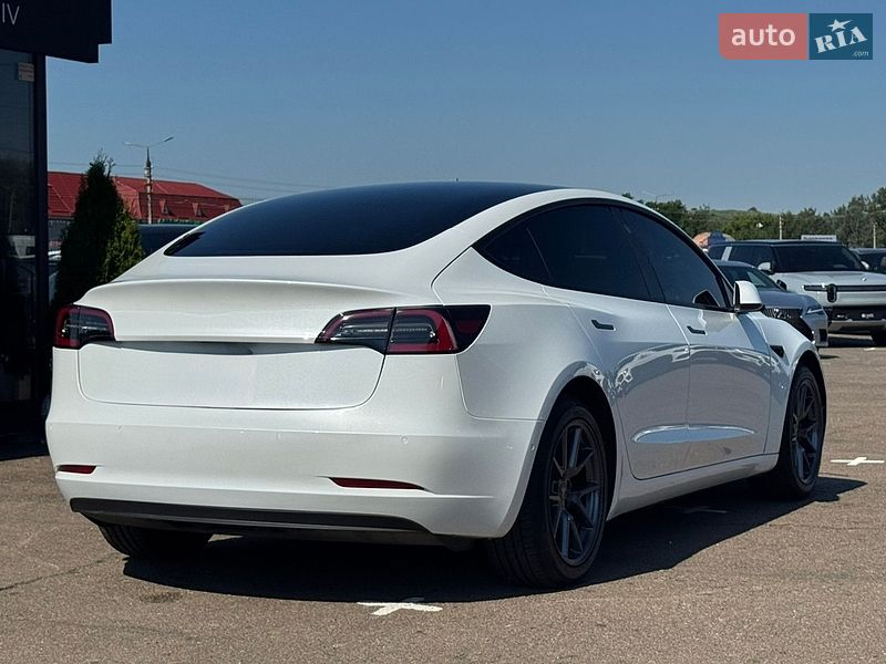 Седан Tesla Model 3 2021 в Киеве фото 7 Седан Tesla Model 3 2021 в Киеве