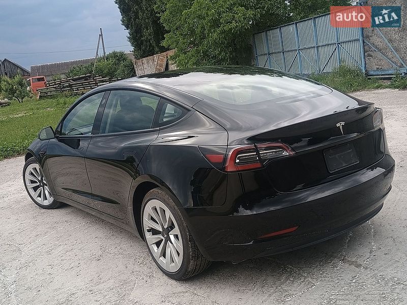 Седан Tesla Model 3 2022 в Хмельницькому