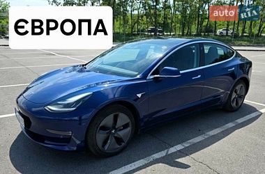 Седан Tesla Model 3 2019 в Дніпрі