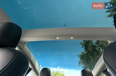 Седан Tesla Model 3 2022 в Запорожье