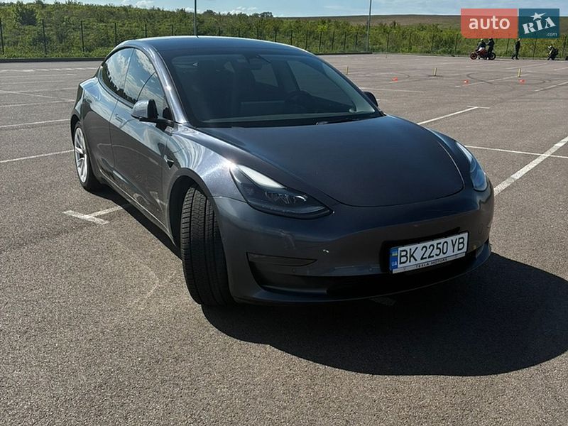 Седан Tesla Model 3 2022 в Рівному фото 6 Седан Tesla Model 3 2022 в Рівному