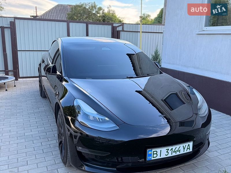 Седан Tesla Model 3 2022 в Днепре фото Седан Tesla Model 3 2022 в Днепре