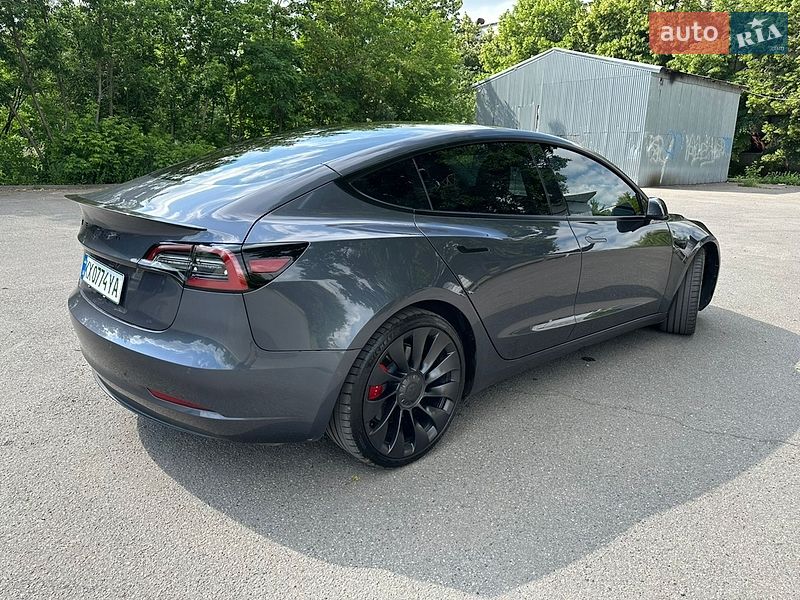 Седан Tesla Model 3 2022 в Харькове