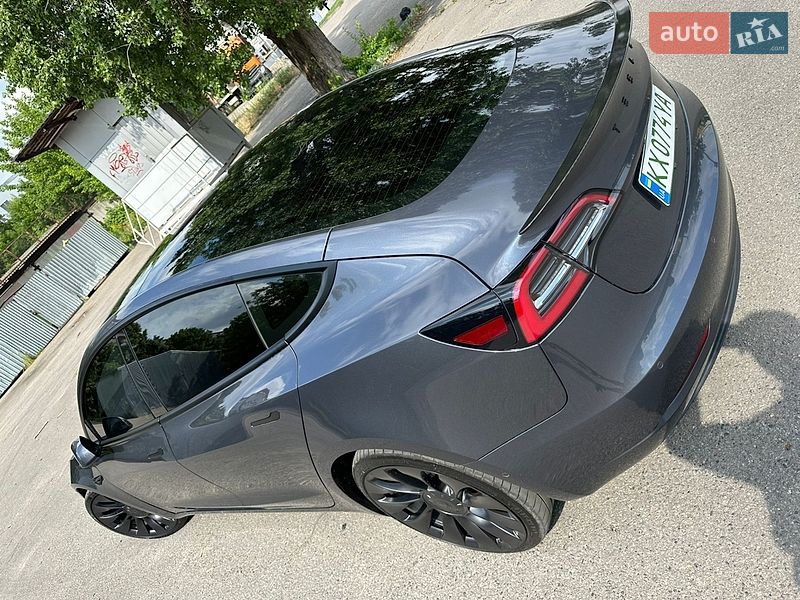 Седан Tesla Model 3 2022 в Харькове