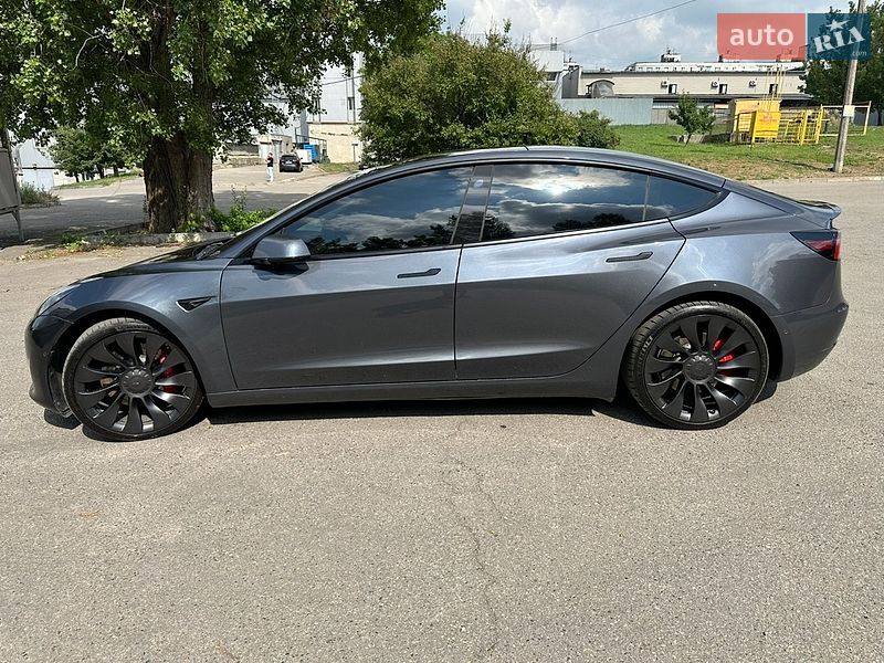 Седан Tesla Model 3 2022 в Харькове