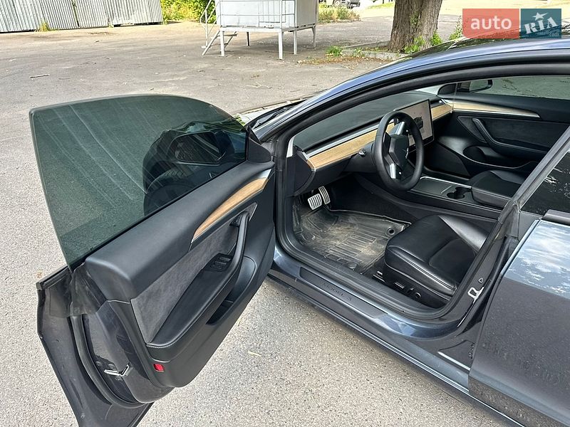 Седан Tesla Model 3 2022 в Харькове