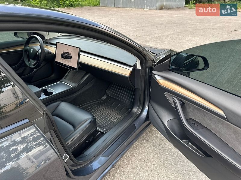 Седан Tesla Model 3 2022 в Харькове