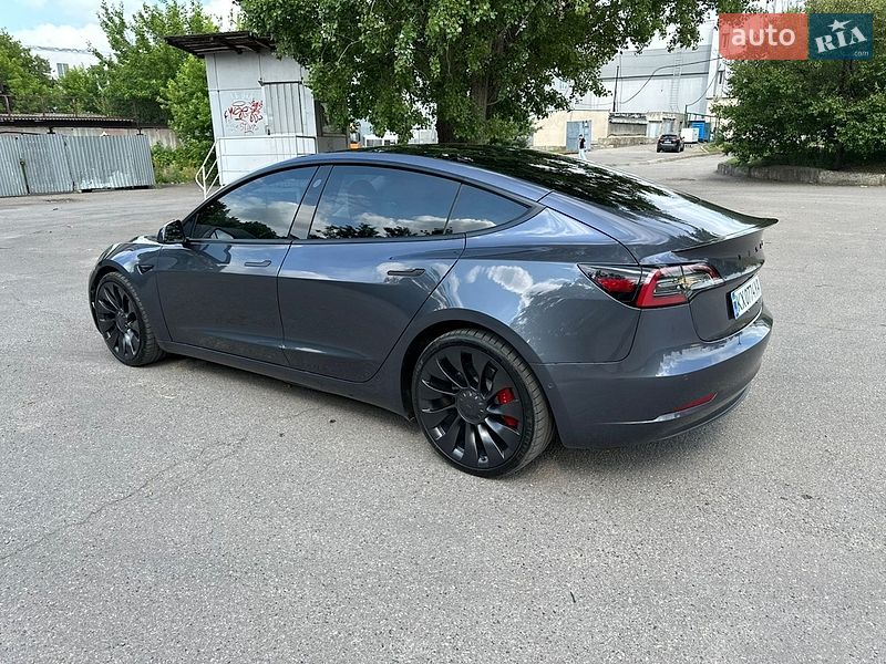Седан Tesla Model 3 2022 в Харькове