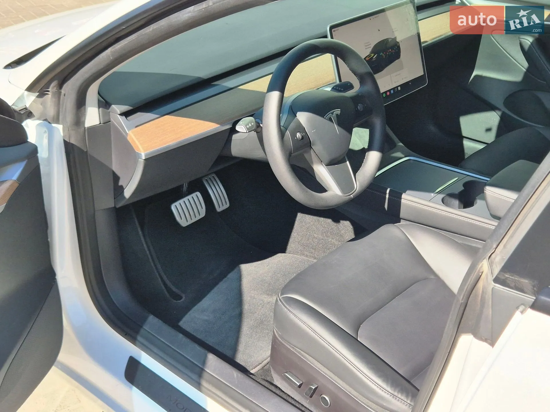 2022 Tesla Model 3 - мініатюра 13