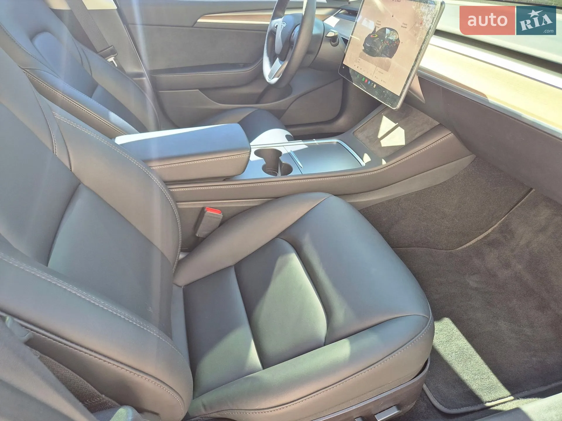 2022 Tesla Model 3 - мініатюра 18