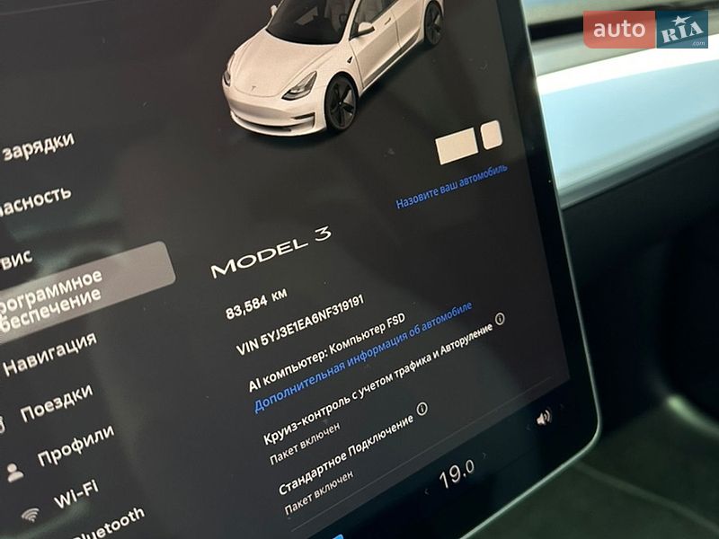 Седан Tesla Model 3 2022 в Черновцах