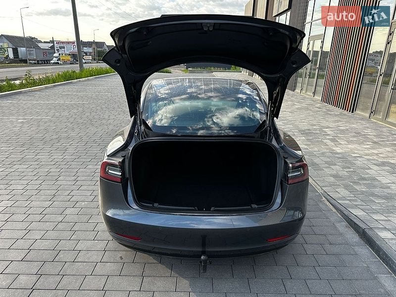 Седан Tesla Model 3 2019 в Киеве фото 8 Седан Tesla Model 3 2019 в Киеве