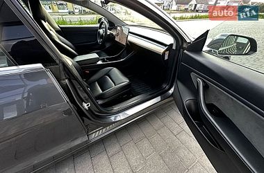 Седан Tesla Model 3 2019 в Киеве фото 40 Седан Tesla Model 3 2019 в Киеве