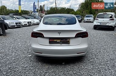 Седан Tesla Model 3 2023 в Стрые