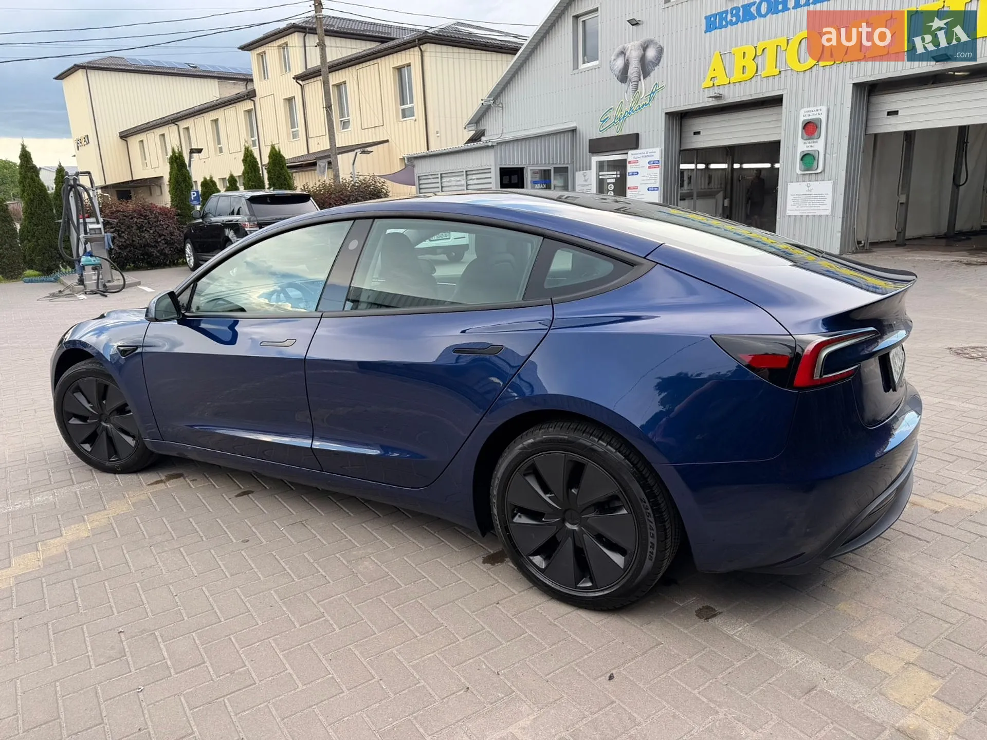 2024 Tesla Model 3 - мініатюра 3