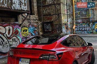 Седан Tesla Model 3 2022 в Одесі