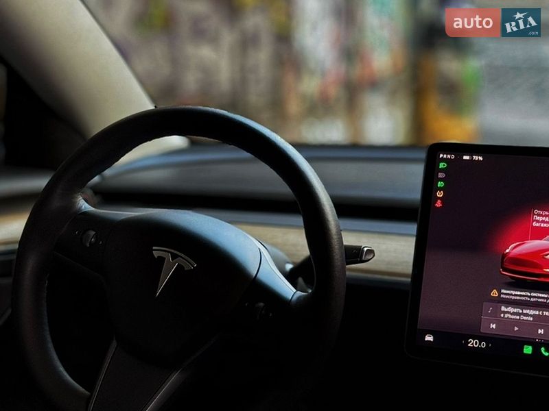 Седан Tesla Model 3 2022 в Одесі