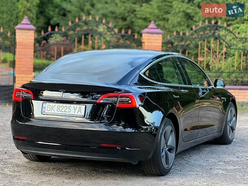 Седан Tesla Model 3 2020 в Сарнах фото 9 Седан Tesla Model 3 2020 в Сарнах