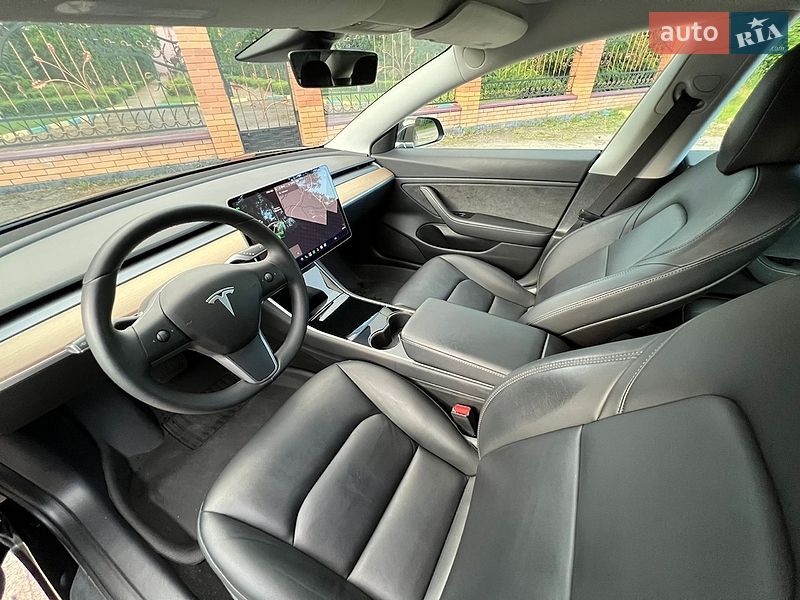 Седан Tesla Model 3 2020 в Сарнах фото 16 Седан Tesla Model 3 2020 в Сарнах