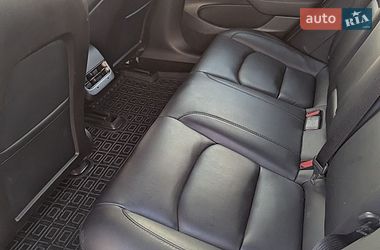 Седан Tesla Model 3 2020 в Киеве
