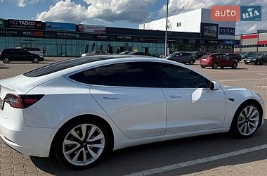 Седан Tesla Model 3 2020 в Киеве фото 6 Седан Tesla Model 3 2020 в Киеве