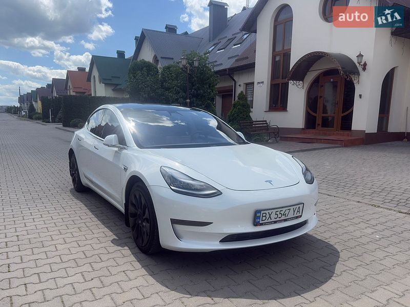 Седан Tesla Model 3 2019 в Хмельницькому