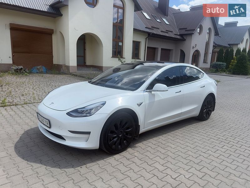 Tesla Model 3 2019 Tesla Model 3 2019