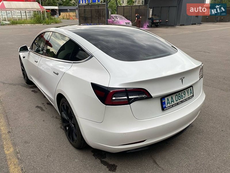 Седан Tesla Model 3 2019 в Днепре