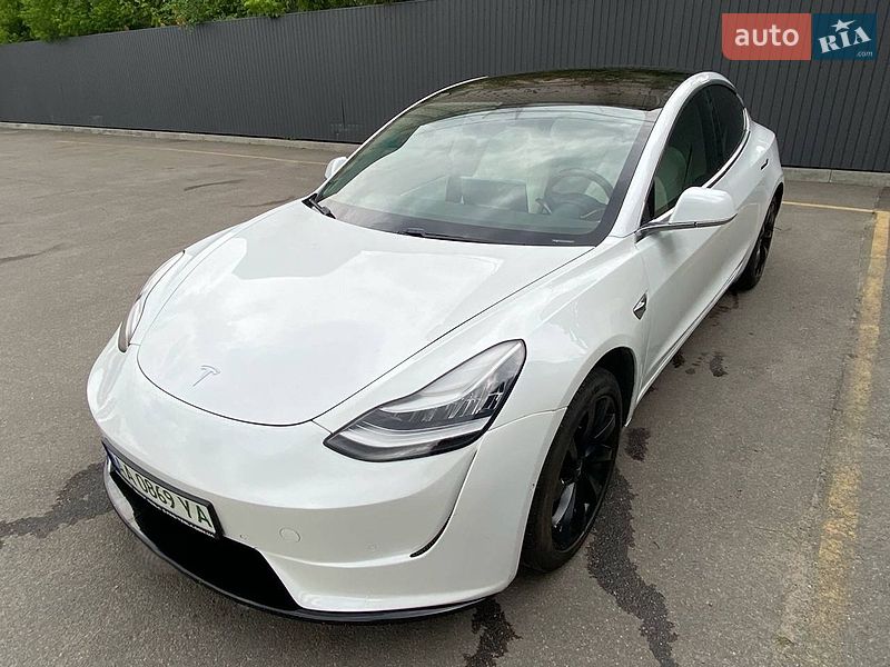 Седан Tesla Model 3 2019 в Днепре