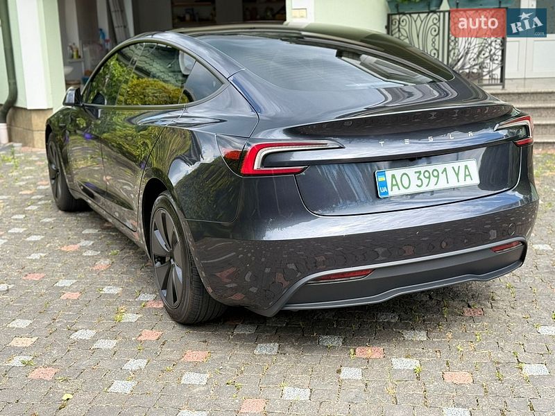 Седан Tesla Model 3 2024 в Ужгороде фото 5 Седан Tesla Model 3 2024 в Ужгороде
