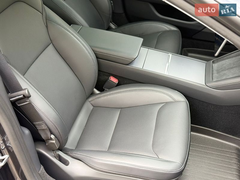 Седан Tesla Model 3 2024 в Ужгороде фото 10 Седан Tesla Model 3 2024 в Ужгороде