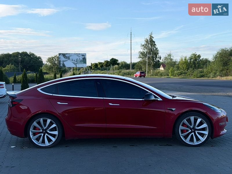 Седан Tesla Model 3 2018 в Луцке фото 13 Седан Tesla Model 3 2018 в Луцке