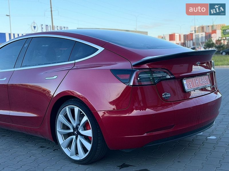 Седан Tesla Model 3 2018 в Луцке фото 18 Седан Tesla Model 3 2018 в Луцке