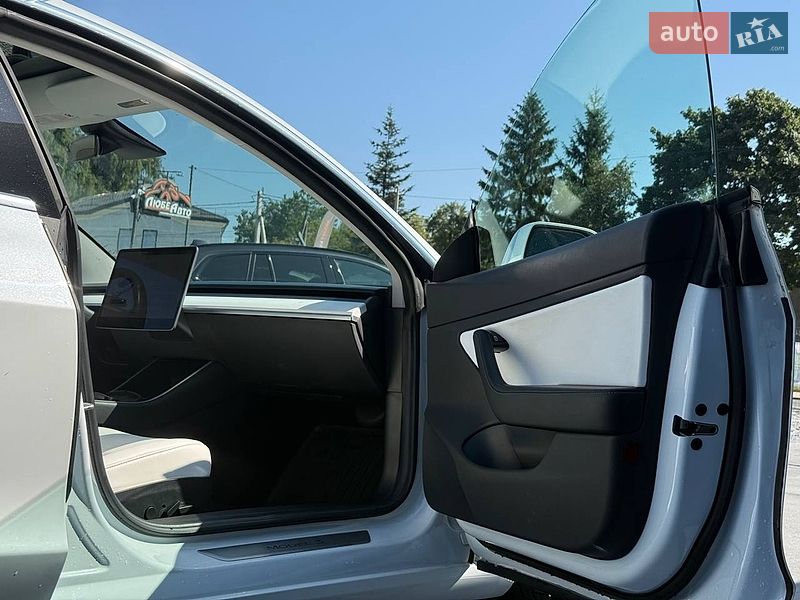 Седан Tesla Model 3 2019 в Ровно фото 47 Седан Tesla Model 3 2019 в Ровно