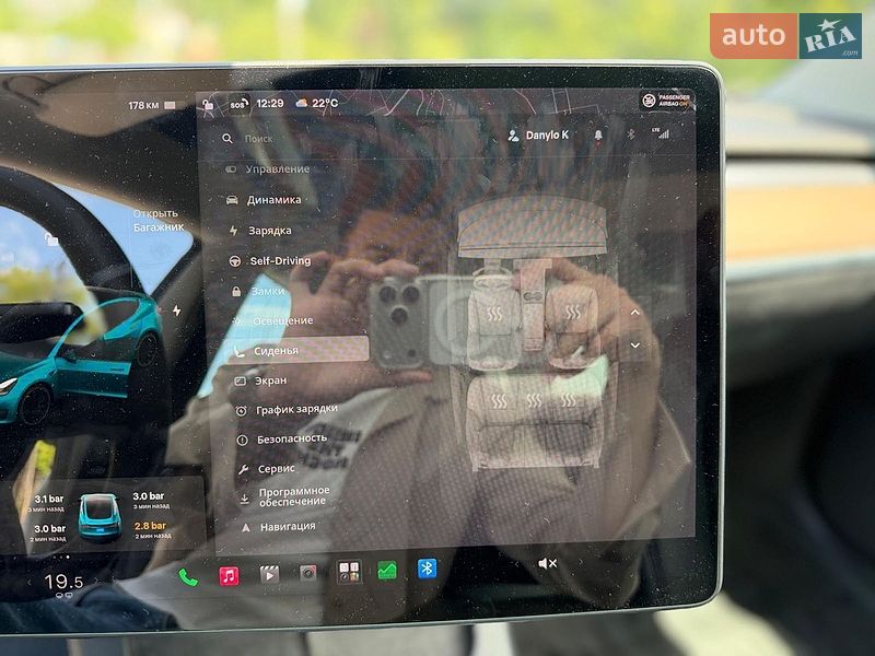 Седан Tesla Model 3 2021 в Киеве