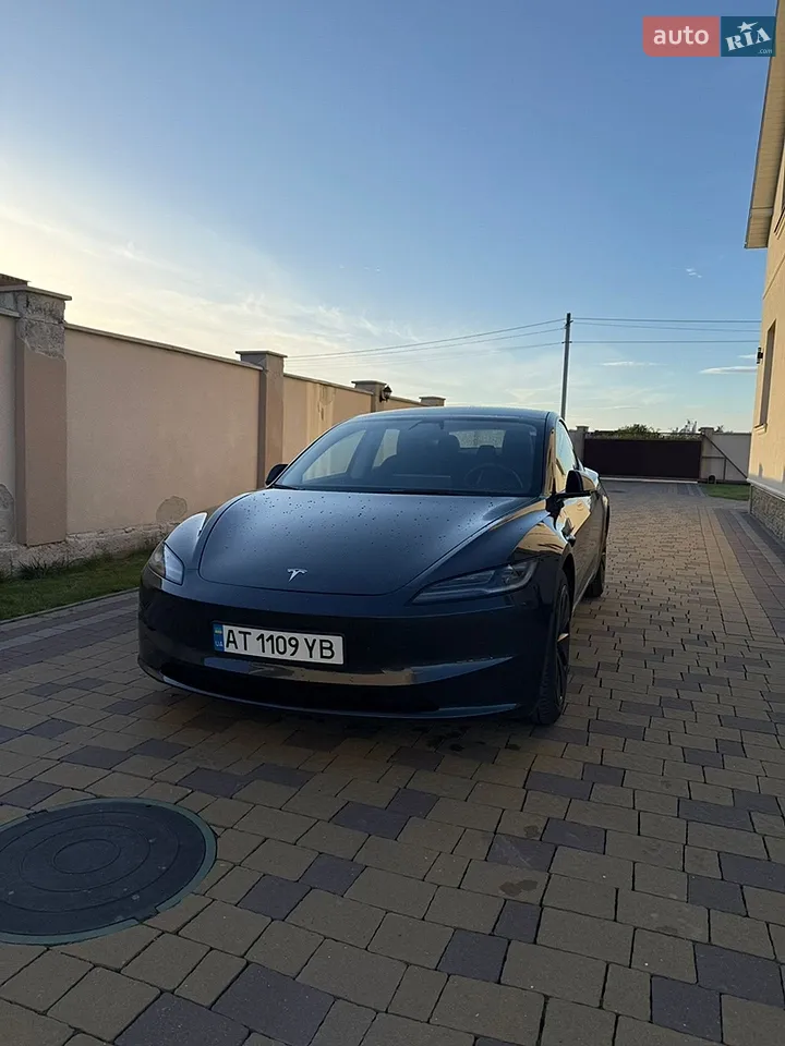 2024 Tesla Model 3 - мініатюра 3