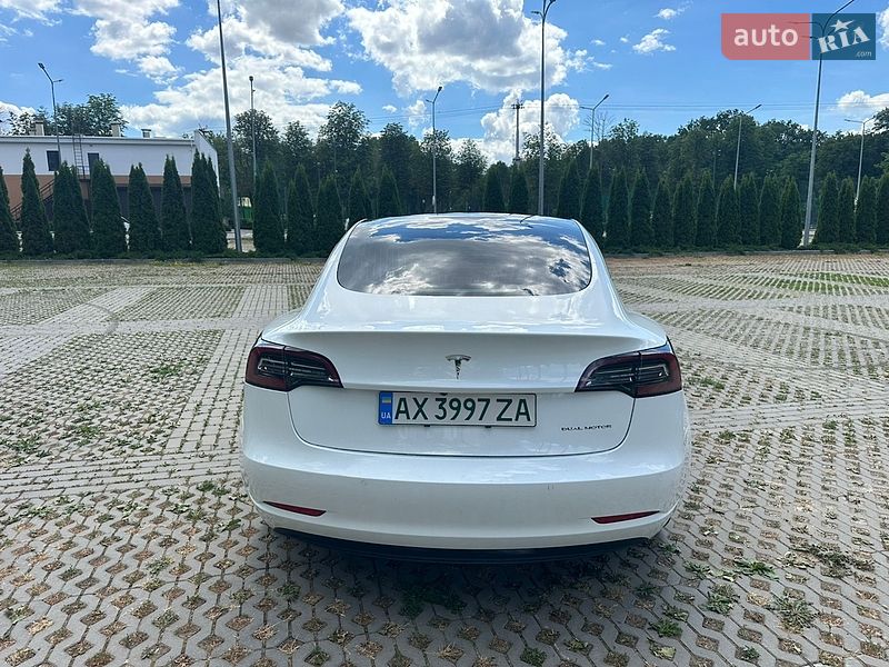 Седан Tesla Model 3 2020 в Харькове