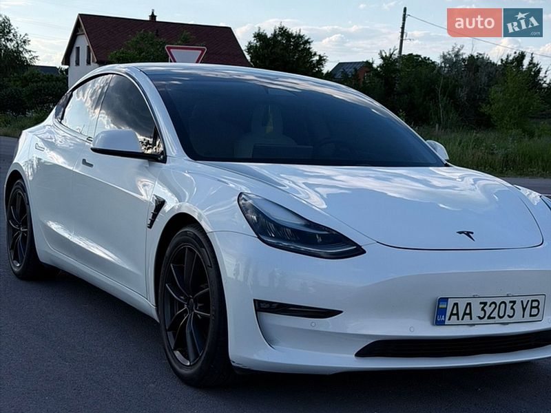Седан Tesla Model 3 2020 в Днепре фото 2 Седан Tesla Model 3 2020 в Днепре