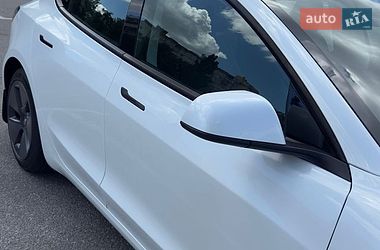 Седан Tesla Model 3 2023 в Броварах